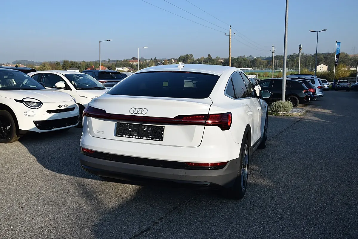 Audi E-Tron 2021 photo 3