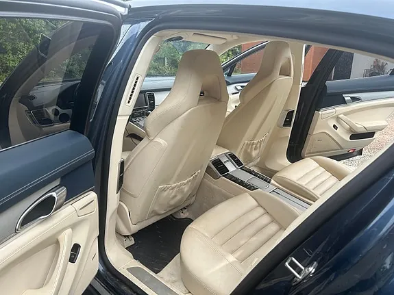 Porsche Panamera 4S 2010 photo 5