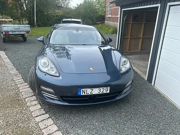 Porsche Panamera 4S