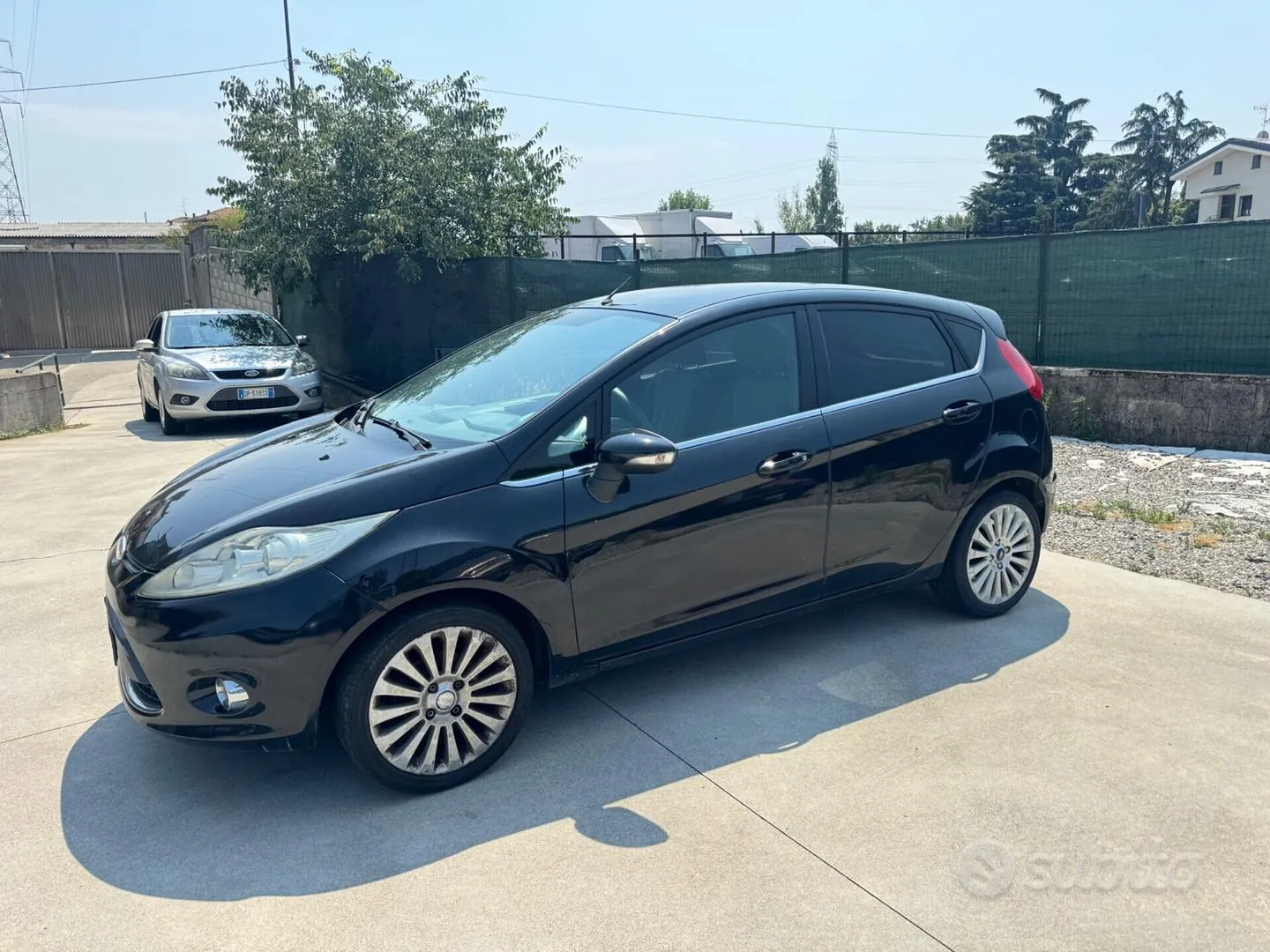 Ford Fiesta 2009 photo 2