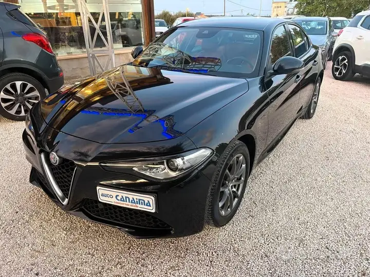 Alfa Romeo Giulia 2019 photo 3