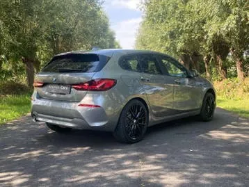 BMW 1 Series 2024 photo 3