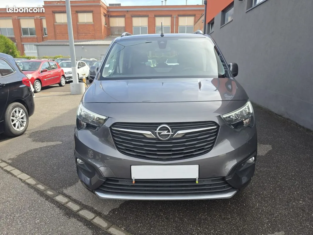 Opel Combo 2018 photo 2