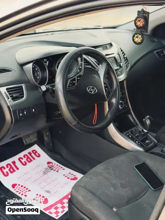 Hyundai Elantra 2015 photo 4