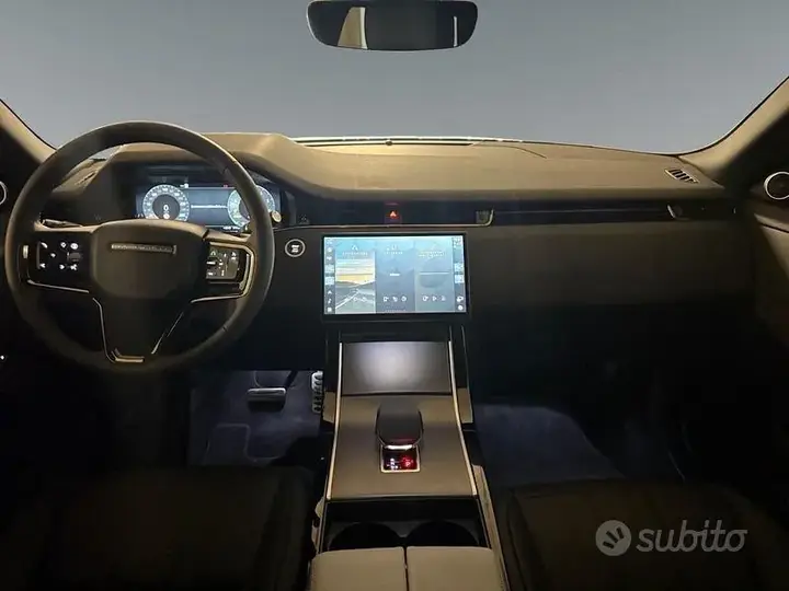 Land Rover Evoque 2025 photo 4