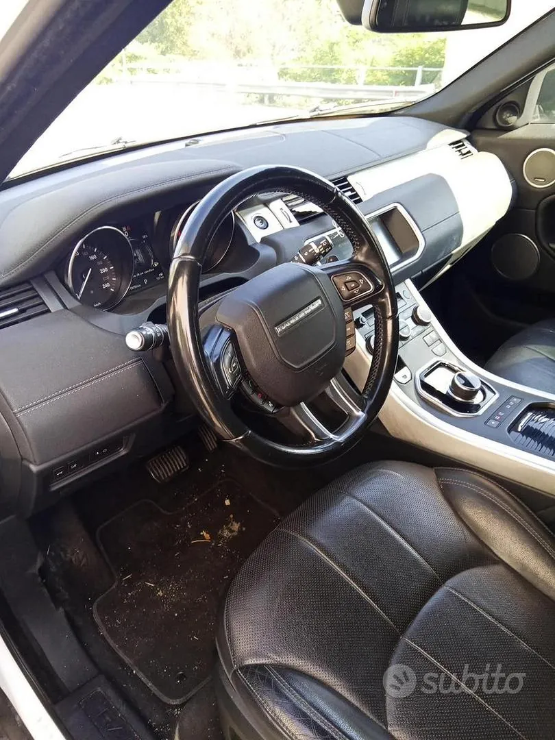 Land Rover Range Rover Evoque 2016 photo 4