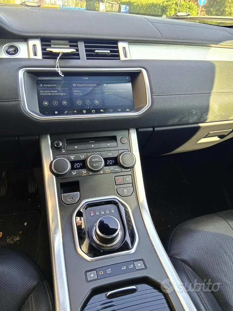 Land Rover Range Rover Evoque 2016 photo 5