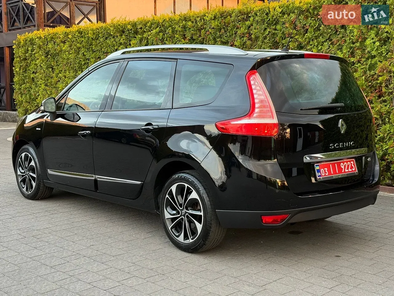 Renault Grand Scenic 2016 photo 4