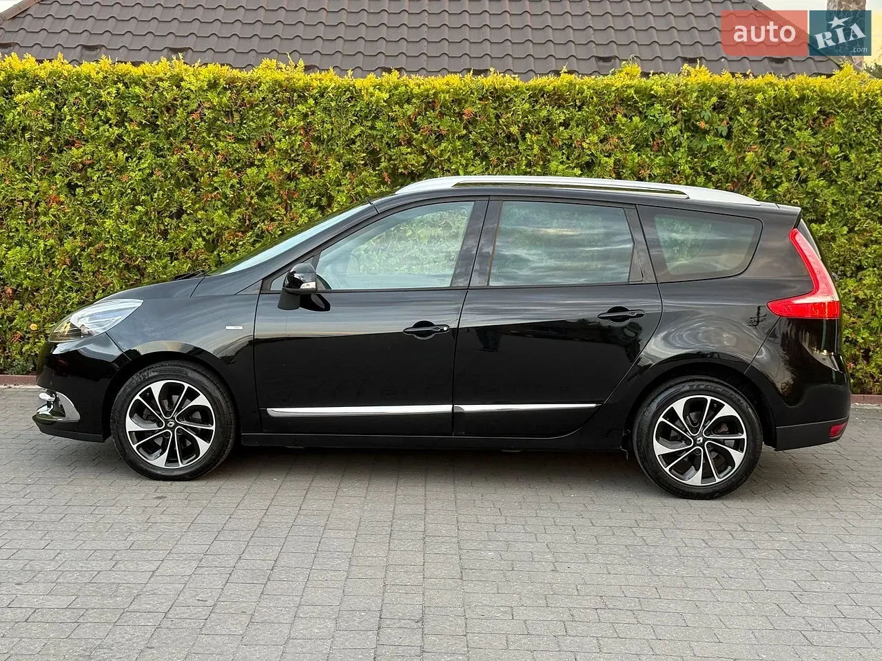 Renault Grand Scenic 2016 photo 3