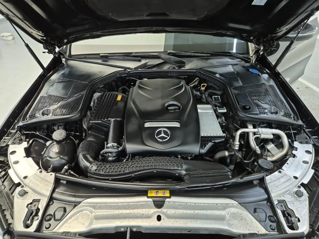 Mercedes-Benz C-Class 2017 photo 5