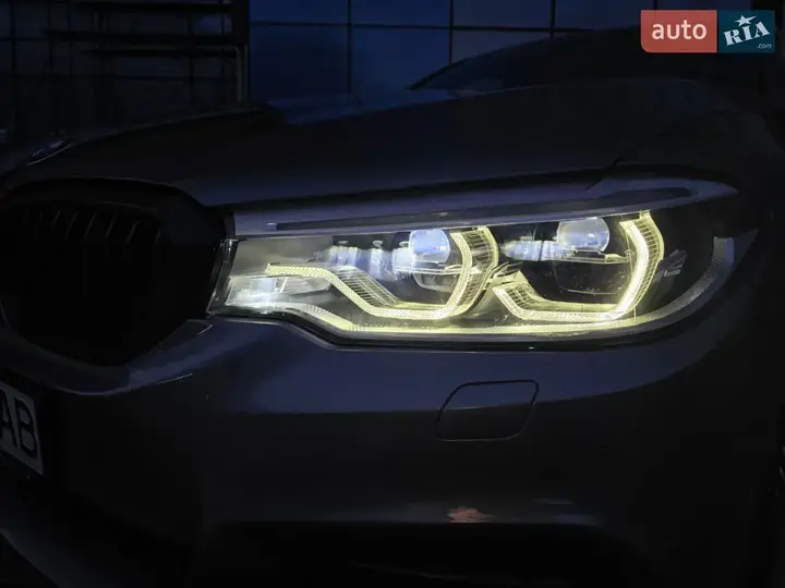 BMW 5 Series 2017 photo 3