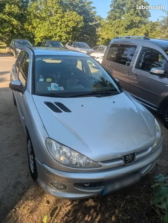 Peugeot 206