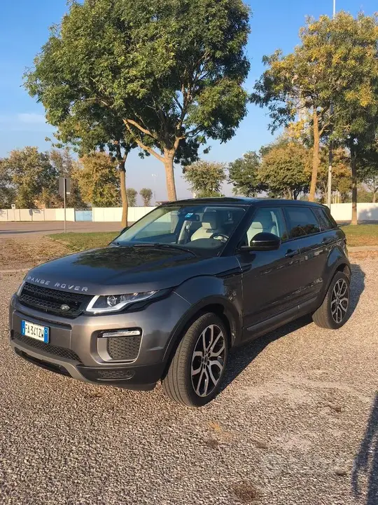 Land Rover Range Rover Evoque 2015 photo 2