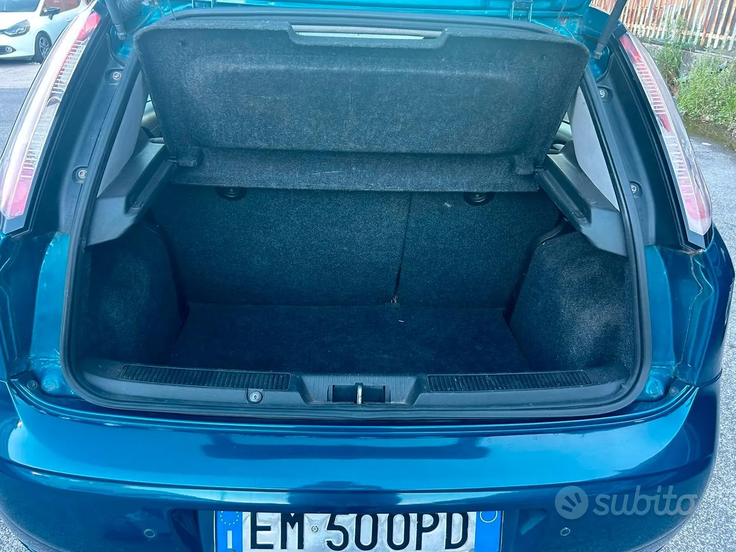 Fiat Punto 2012 photo 5