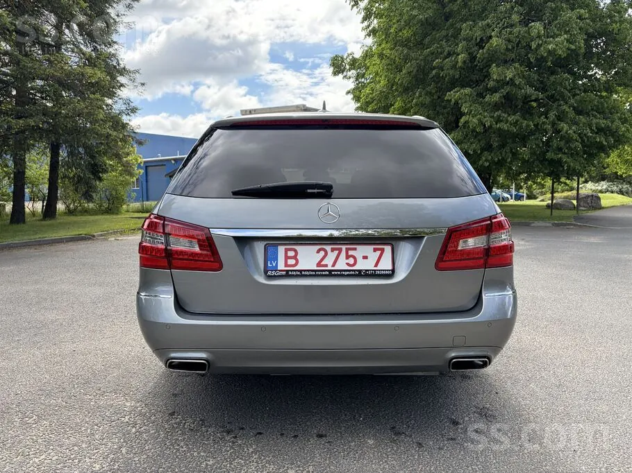 Mercedes-Benz E350 2012 photo 5