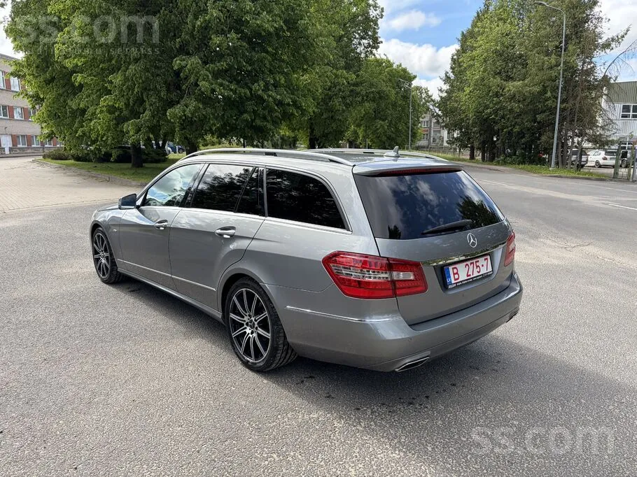 Mercedes-Benz E350 2012 photo 3