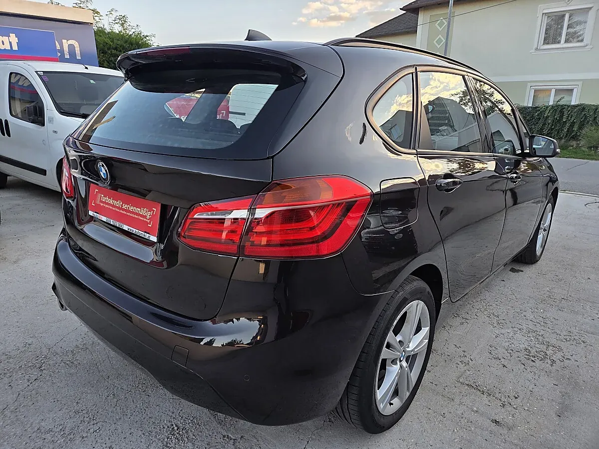 BMW 2 Series 2019 photo 3