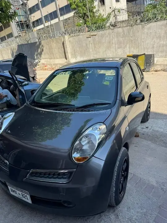 Nissan March