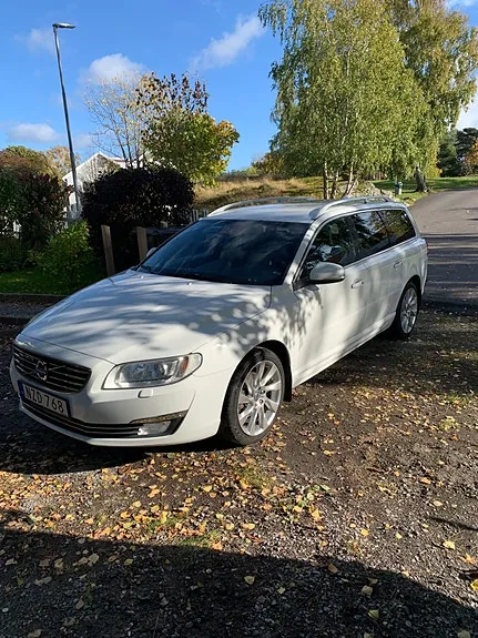 Volvo V70 2016 photo 2