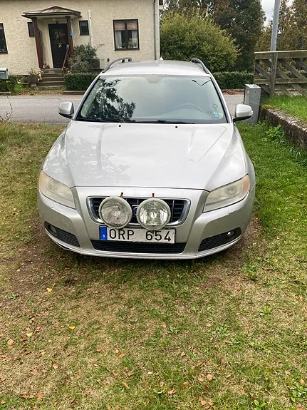Volvo V70 2008 photo 2