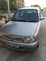 Nissan March 2001 photo 2