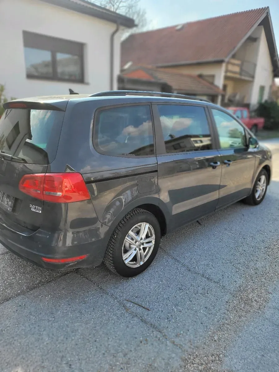 Volkswagen Sharan 2015 photo 2