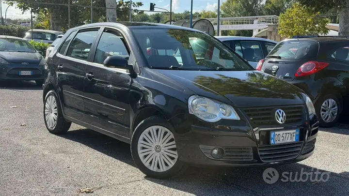 Volkswagen Polo 2006 photo 3