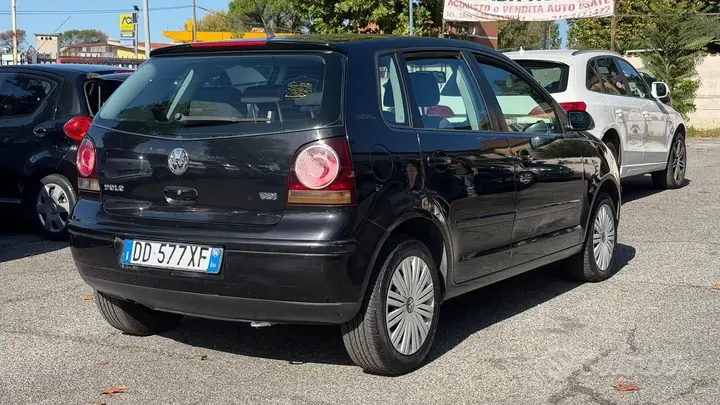 Volkswagen Polo 2006 photo 5