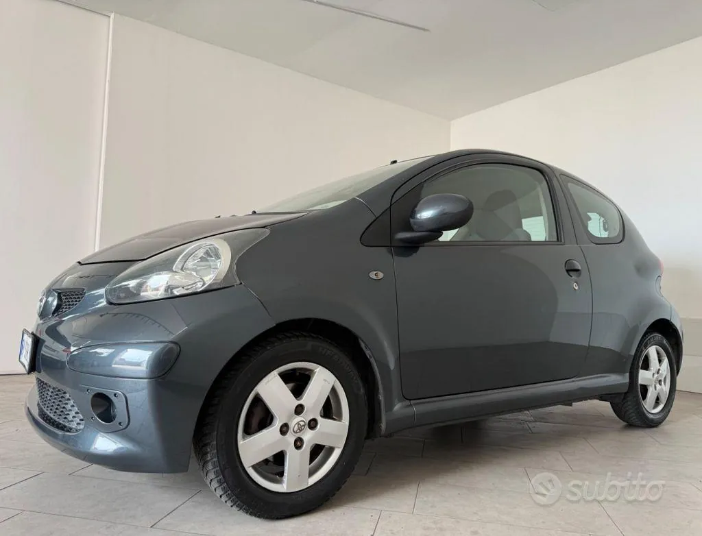 Toyota Aygo 2005 photo 3