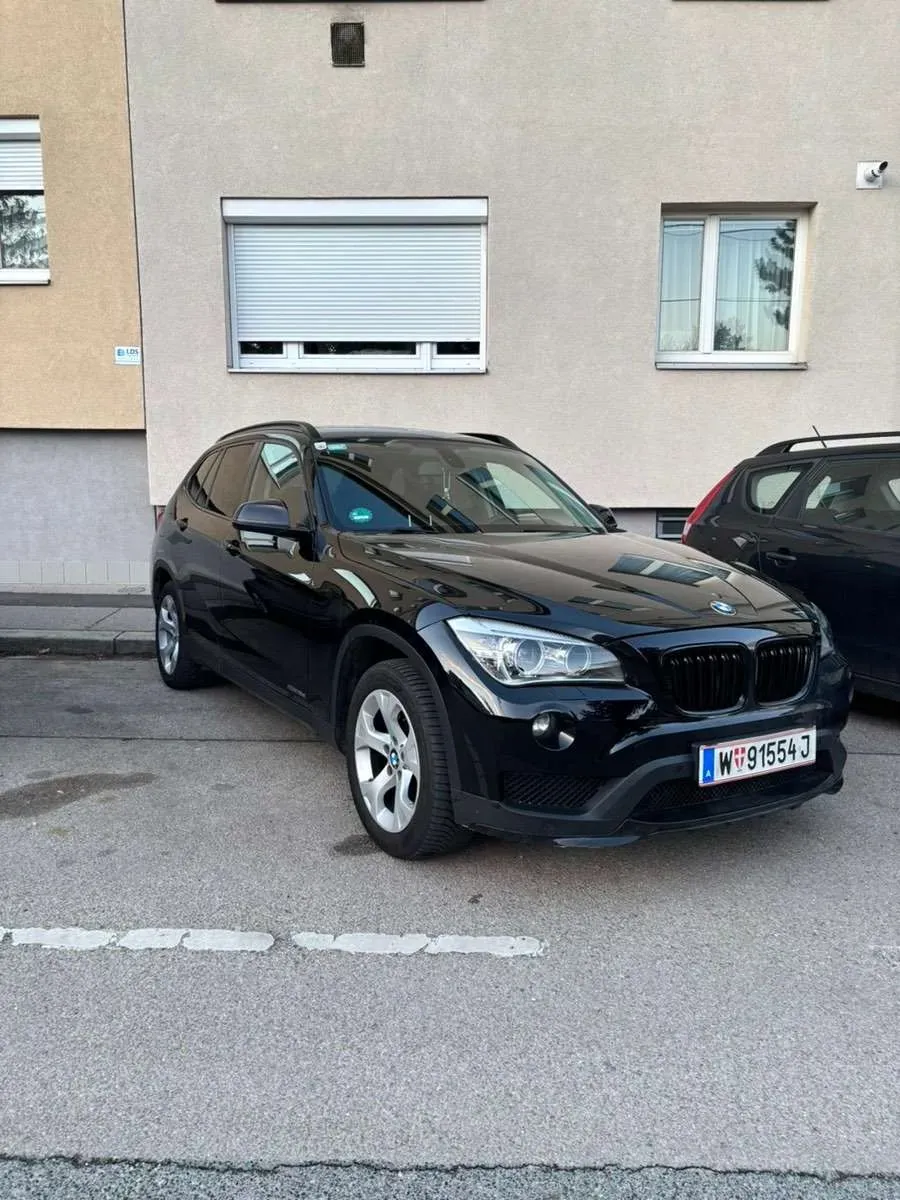 BMW X1 2015 photo 2