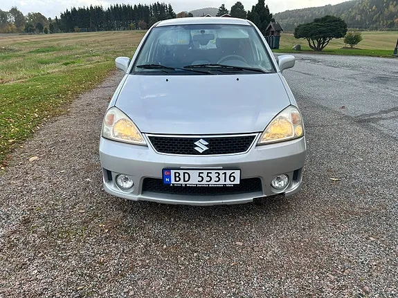 Suzuki Liana