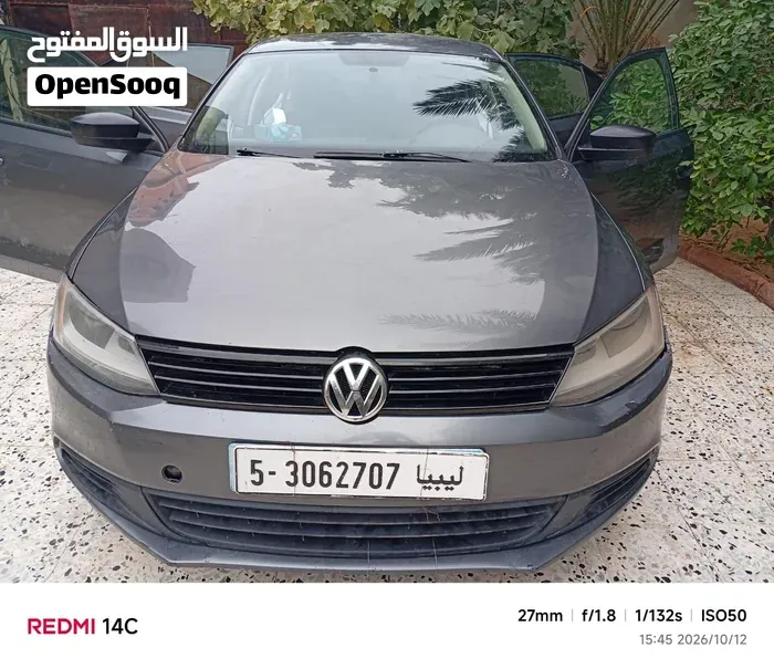 Volkswagen Golf 2012 photo 3