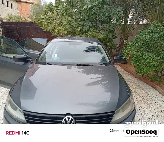 Volkswagen Golf 2012 photo 4