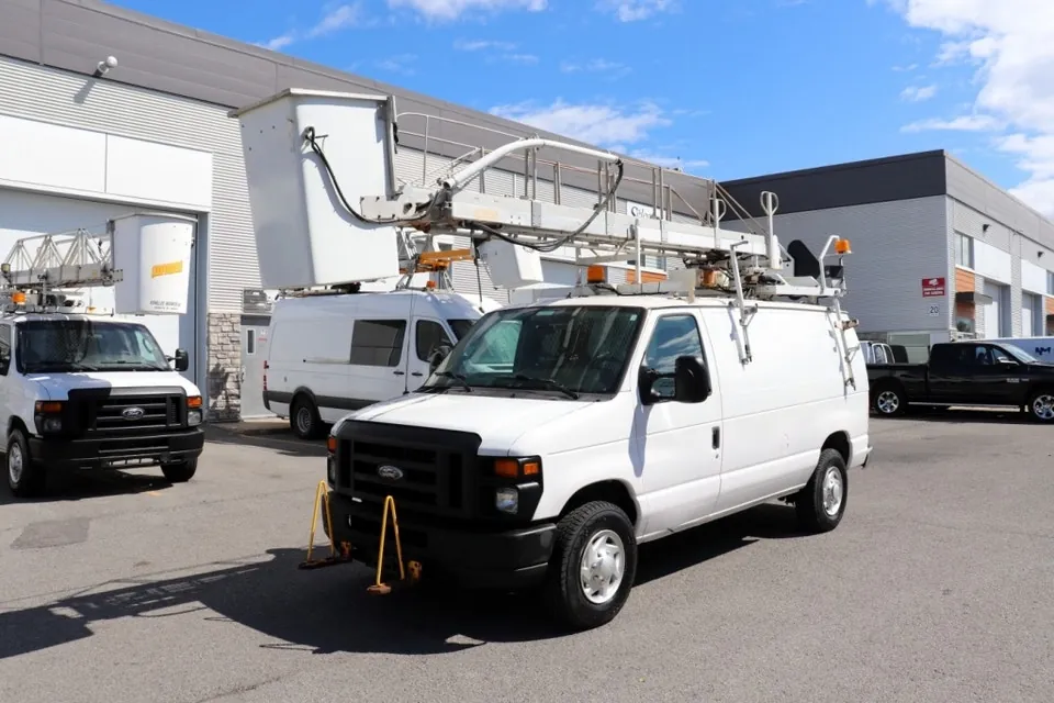 Ford E-350