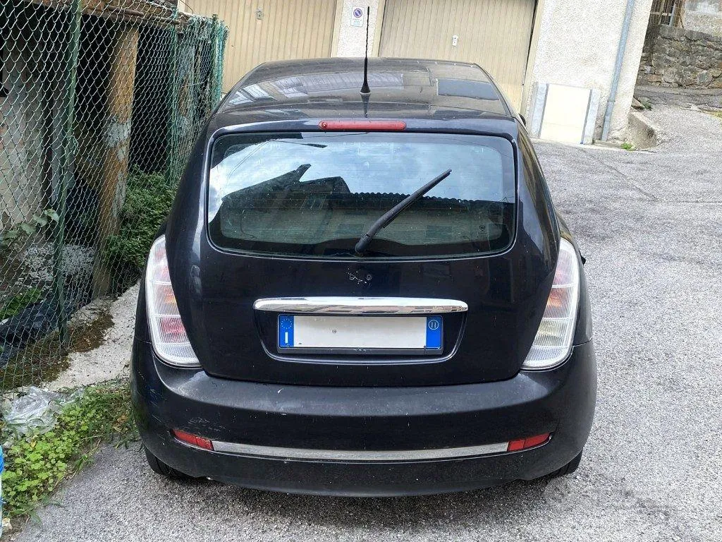 Lancia Ypsilon 2012 photo 4