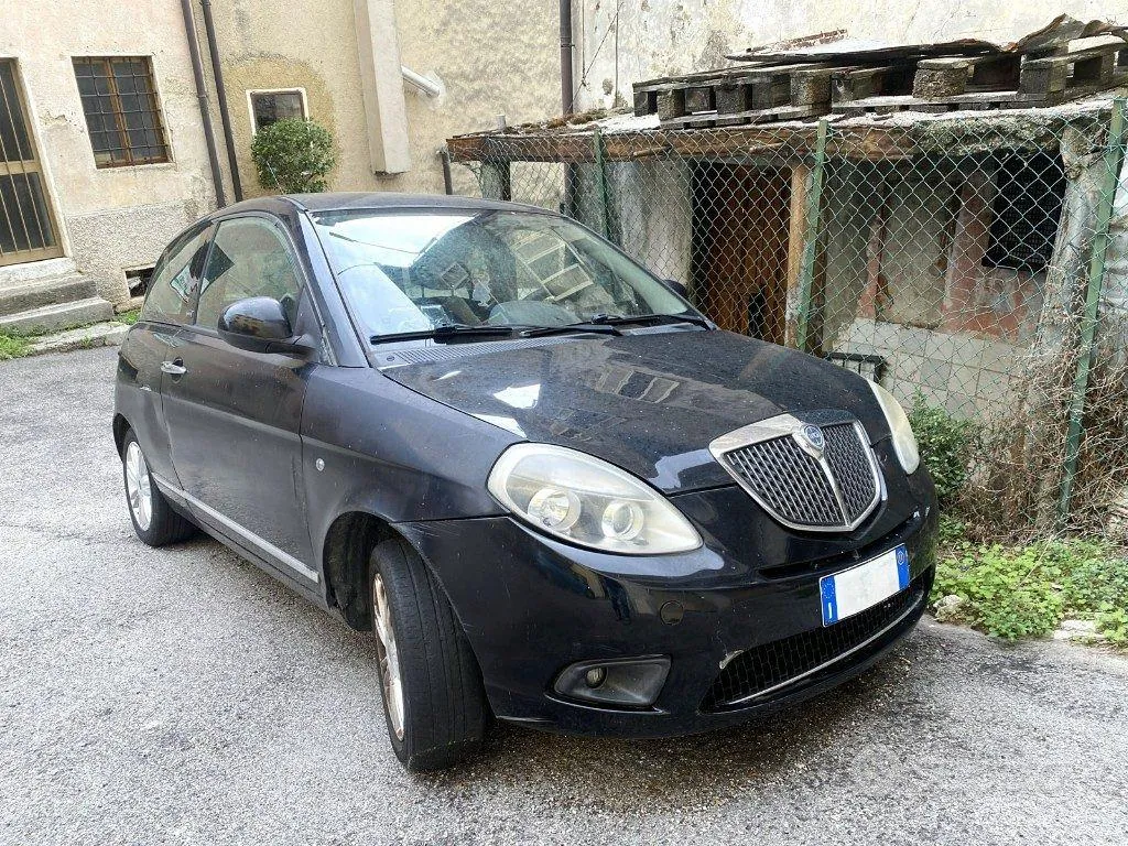 Lancia Ypsilon 2012 photo 3