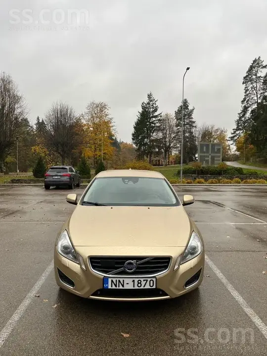 Volvo S60 2011 photo 5