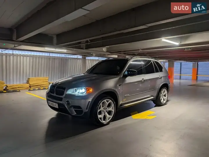 BMW X5 2013 photo 2