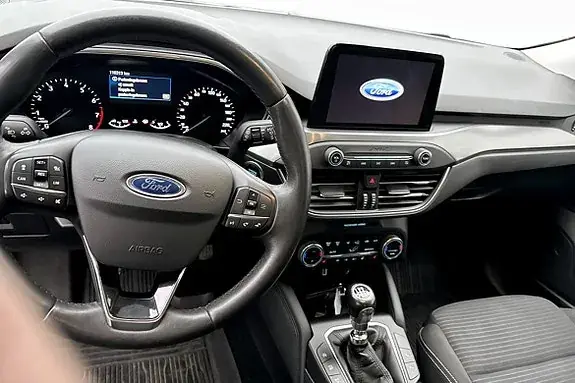Ford Focus 2019 photo 4
