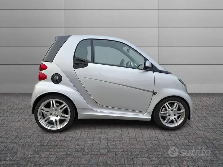 Smart Fortwo 2011 photo 3