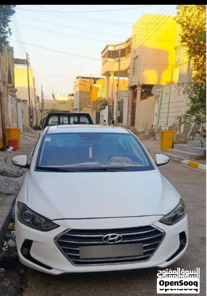 Hyundai Elantra 2018 photo 4