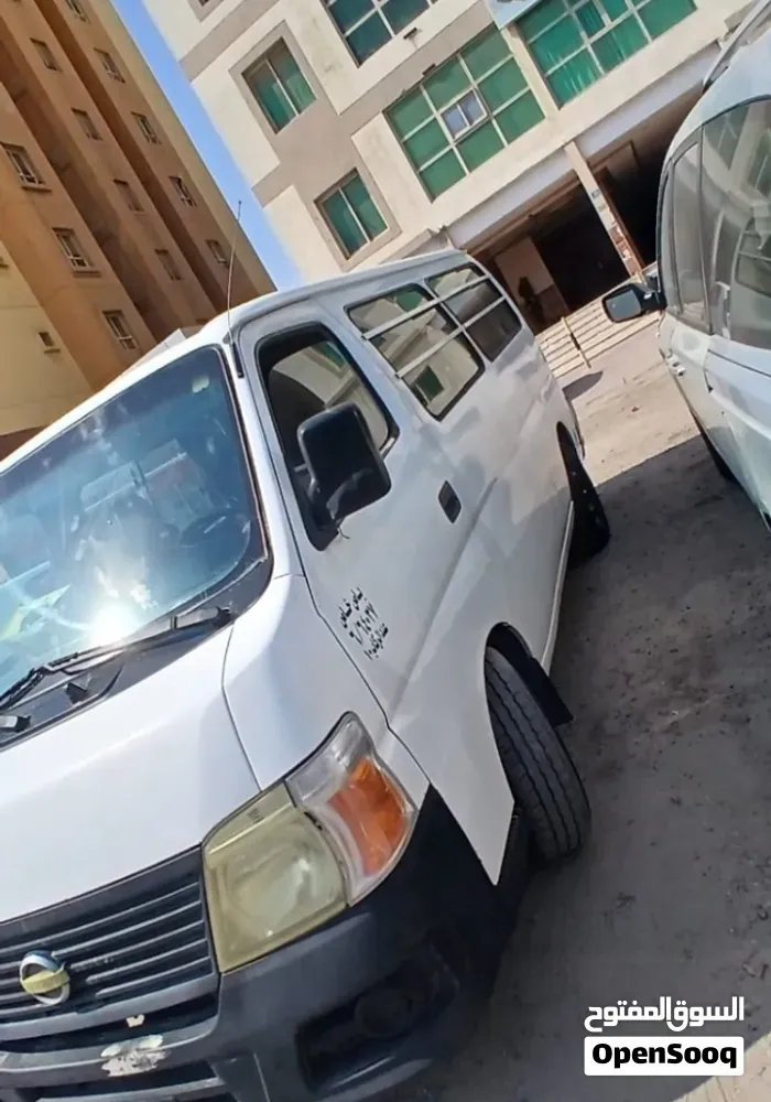 Nissan Urvan 2008 photo 3