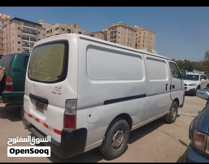 Nissan Urvan 2008 photo 5
