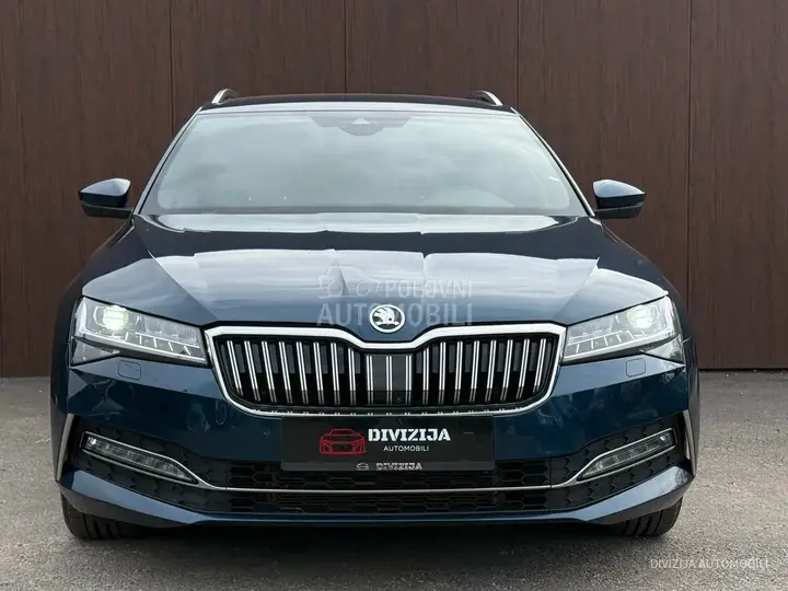 Skoda Superb 2023 photo 5