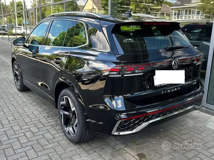 Volkswagen Tiguan 2024 photo 3