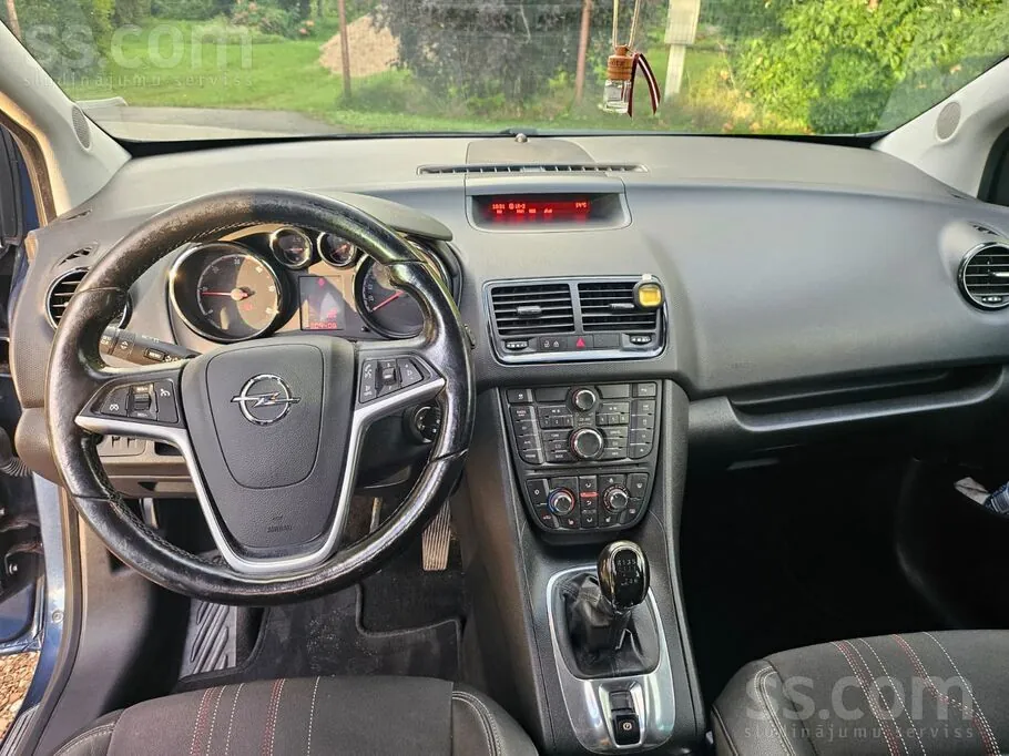 Opel Meriva 2012 photo 5