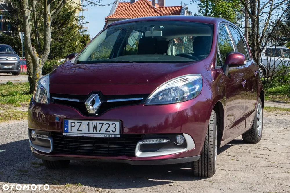 Renault Scenic 2014 photo 2