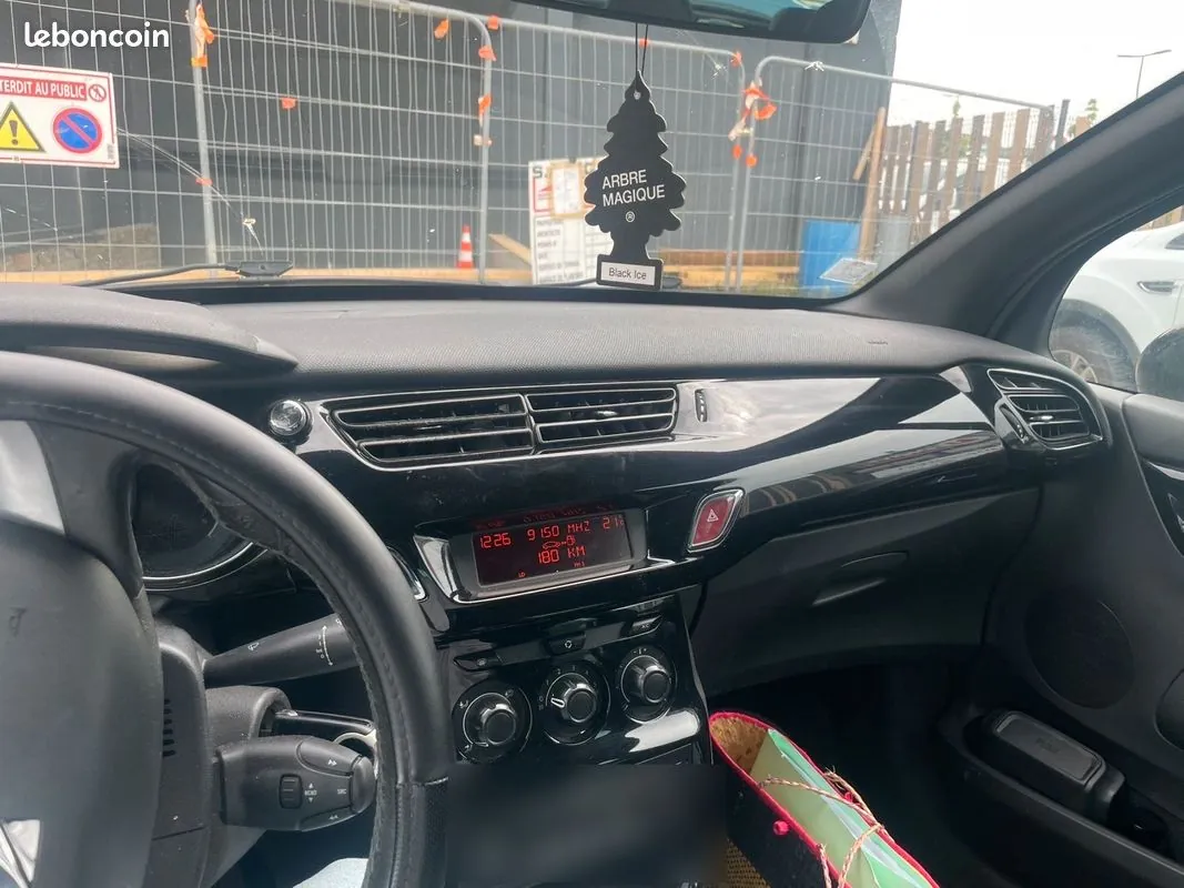 Citroen Ds3 2013 photo 2