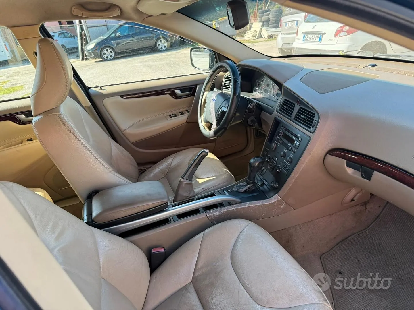 Volvo V70 2005 photo 2