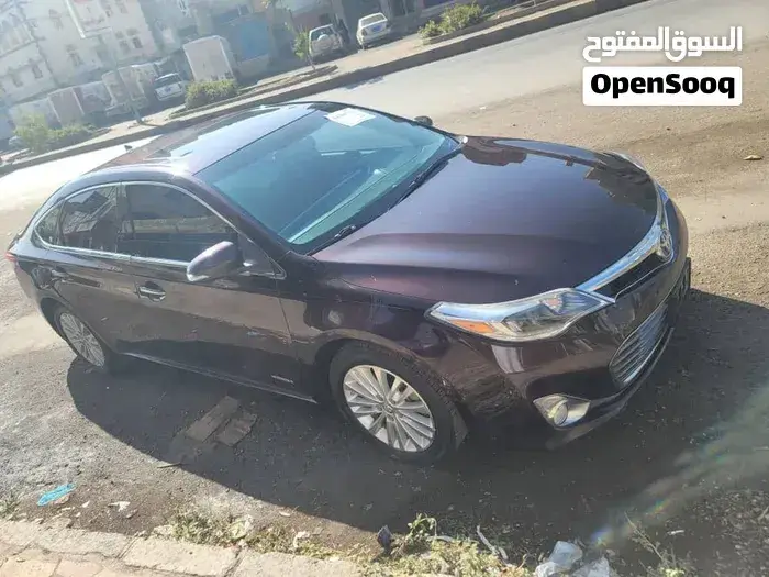 Toyota Avalon 2013 photo 2